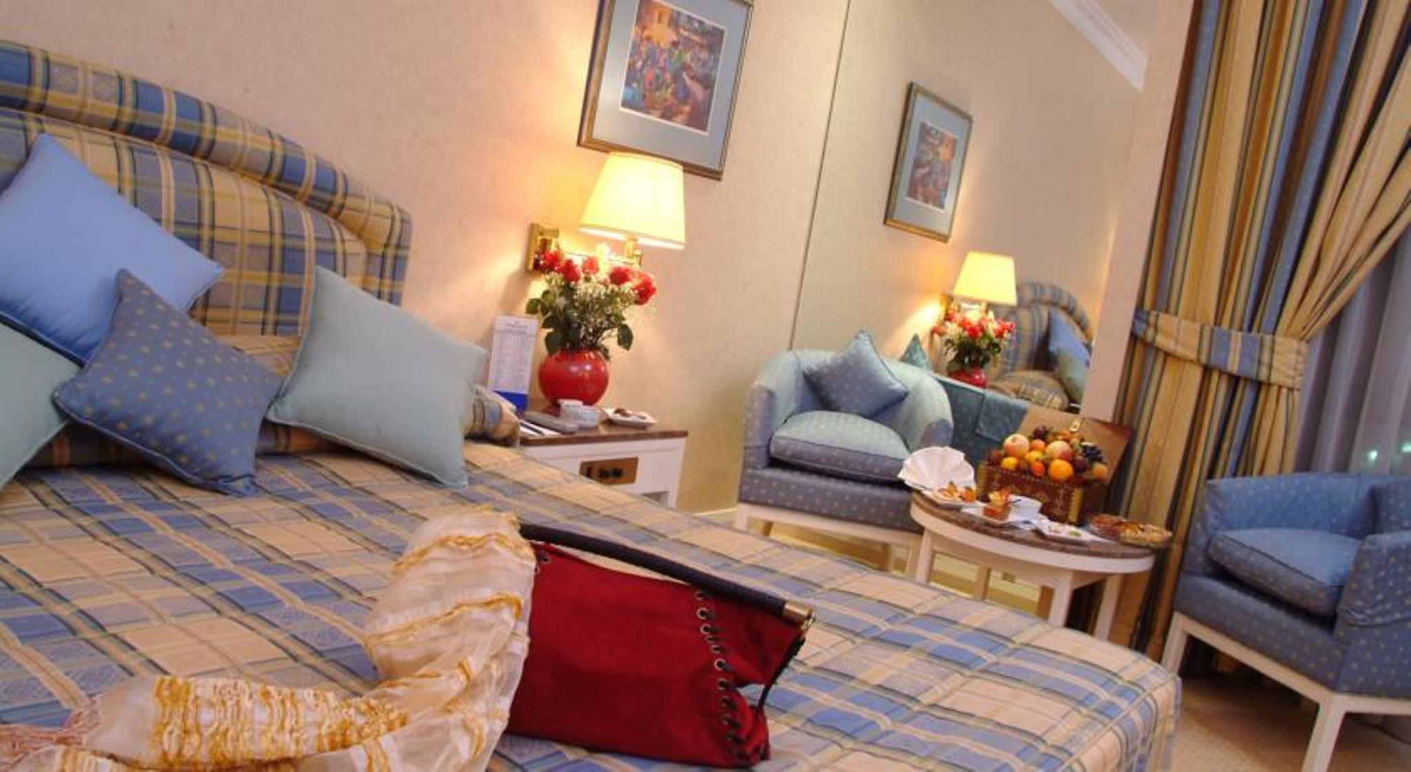 Готель Golden Tulip Bahrain Манама Екстер'єр фото