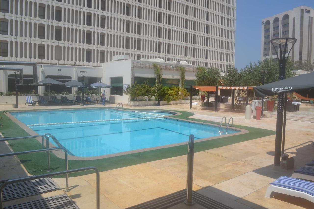 Готель Golden Tulip Bahrain Манама Екстер'єр фото