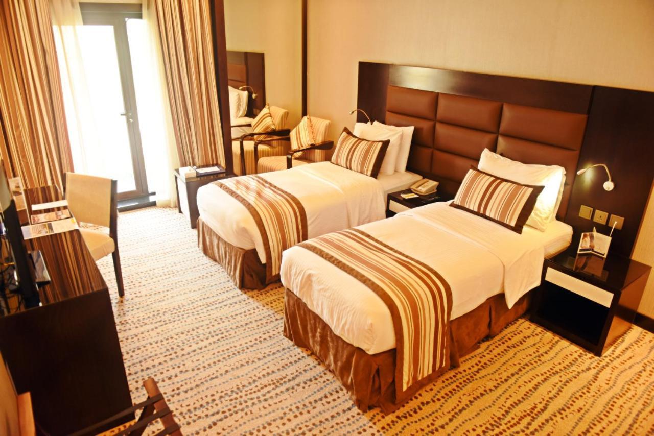 Готель Golden Tulip Bahrain Манама Екстер'єр фото